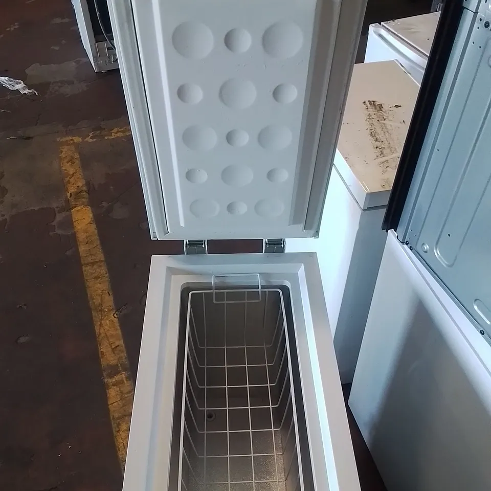 SIA 36CM WHITE SLIMLINE CHEST FREEZER –  CHF60B