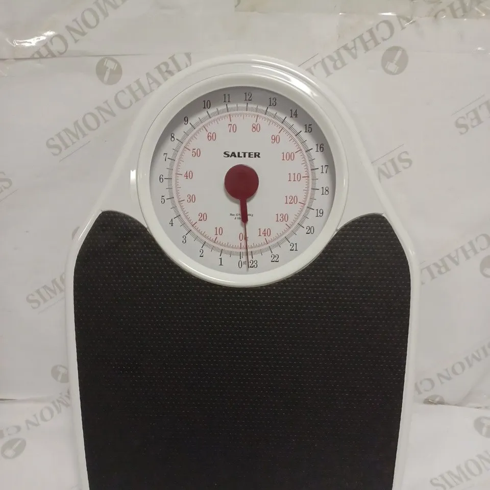SALTER DOCTOR STYLE MECHANICAL SCALE RRP £40