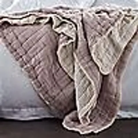 SECRET LINEN STORE VIVIENNE  100% COTTON QUILTED THROW VINTAGE ROSE SUPER KING