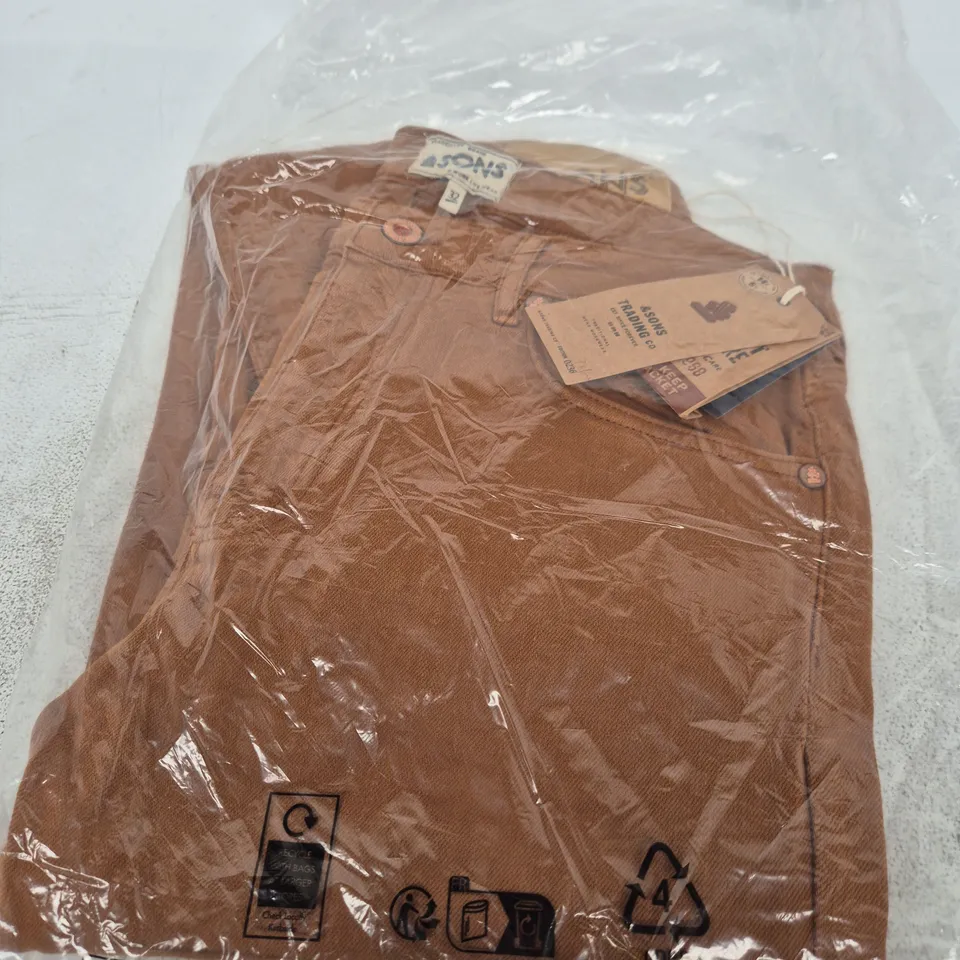 S&SONS TRADING CO – MEN'S WORKWEAR TROUSERS, BROWN CORDUROY, UK 32