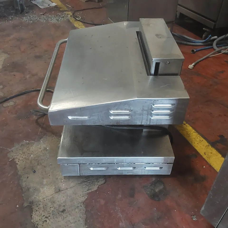 LOCHER COMMERCIAL RISE AND FALL SALAMANDER GRILL