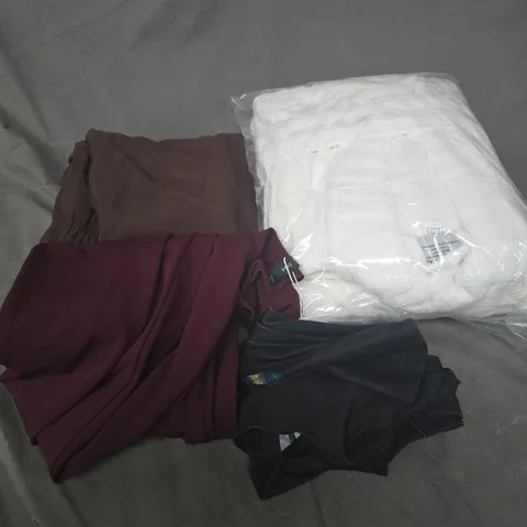 APPROXIMATELY 25 ASSORTED CLOTHING AND FASHION PRODUCTS IN VARIOUS STYLES AND SIZES - COLLECTION ONLY