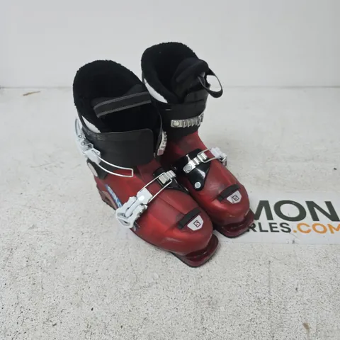 SALOMON KIDS SKI BOOTS – MONDOPOINT 21 (255MM)