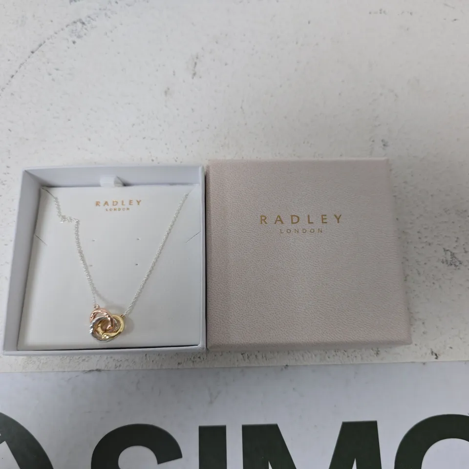 RADLEY LONDON TWO-TONE HEART PENDANT NECKLACE – BOXED
