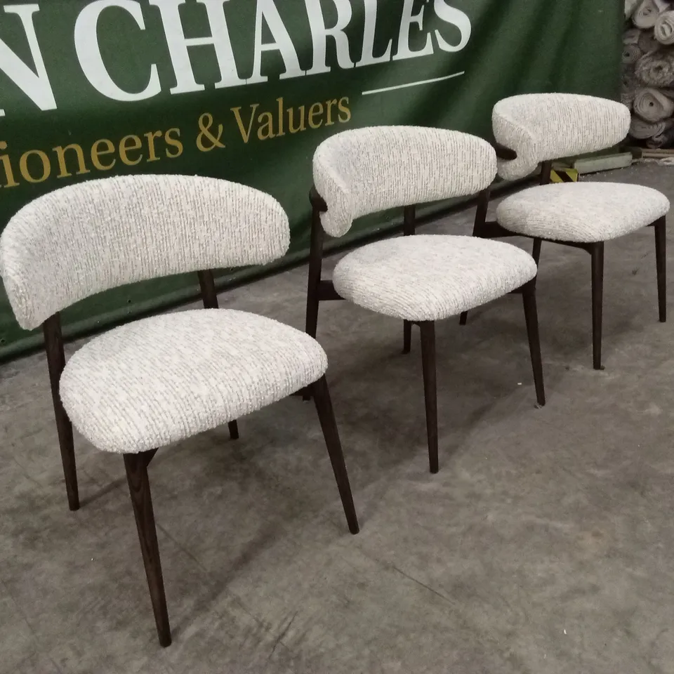 SET OF 3 QUALITY DESIGNER BOUCLE FABRIC AND DARK WOOD DINING CHAIRS