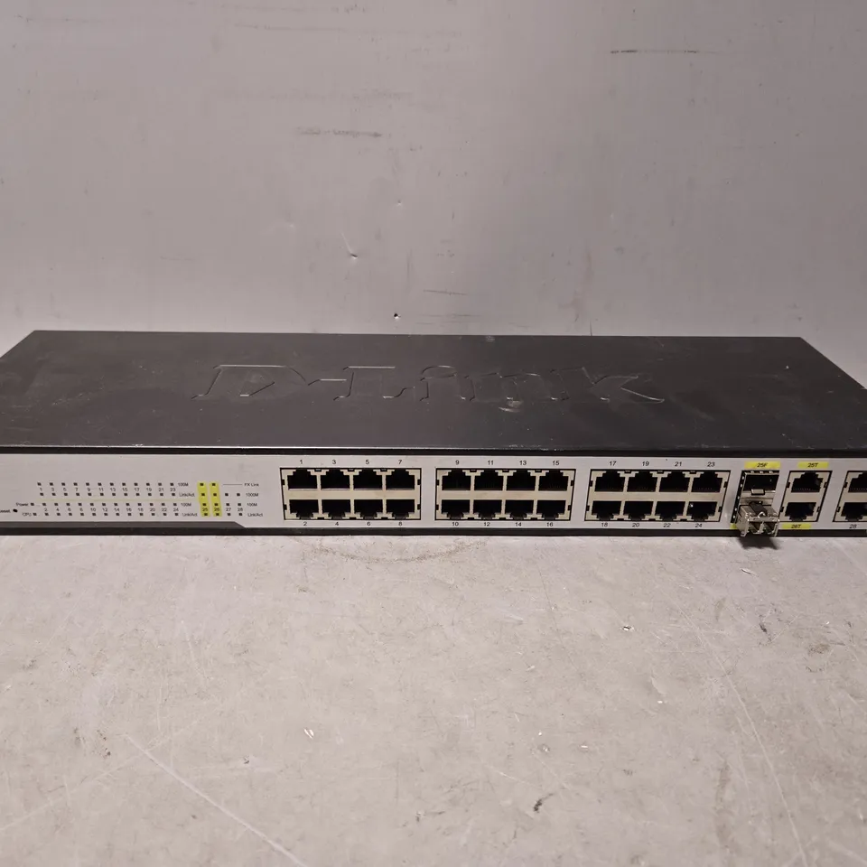 D-LINK DES-1228 28-PORT WEB SMART SWITCH