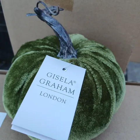SIX GISELA GRAHAM VELVET PUMPKIN DECORATION – GREEN, LONDON