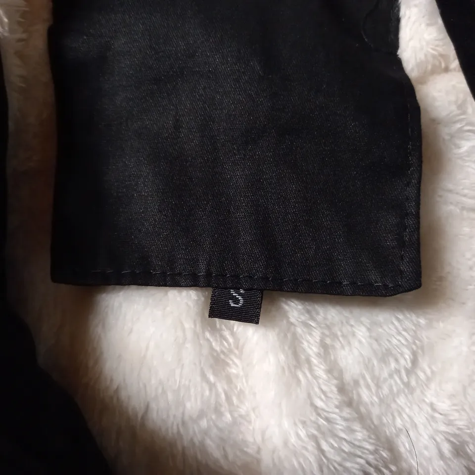 DESIGNER STYLE BLACK COAT - SIZE S