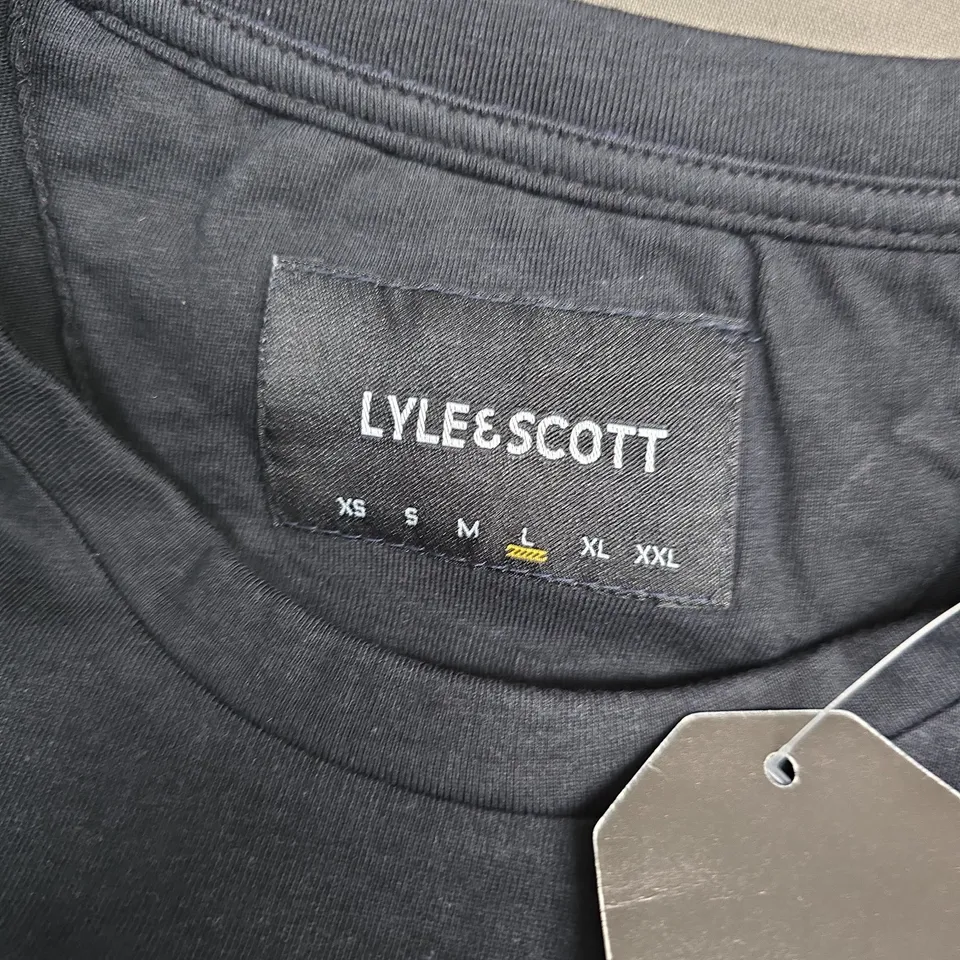LYLE & SCOTT NAVY KNIT TOP – MEN’S, SIZE L, WITH YELLOW EAGLE LOGO