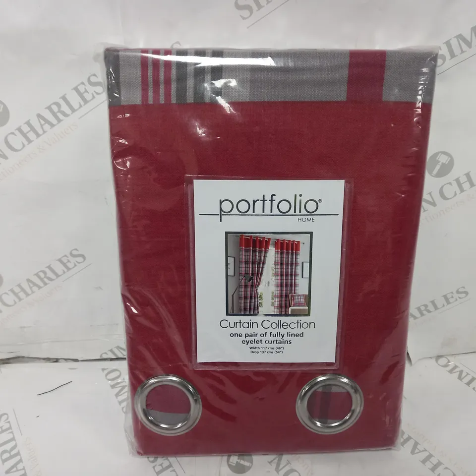 PORTFOLIO HOME EYELET CURTAINS IN ORLEANS RED - 117x137cm