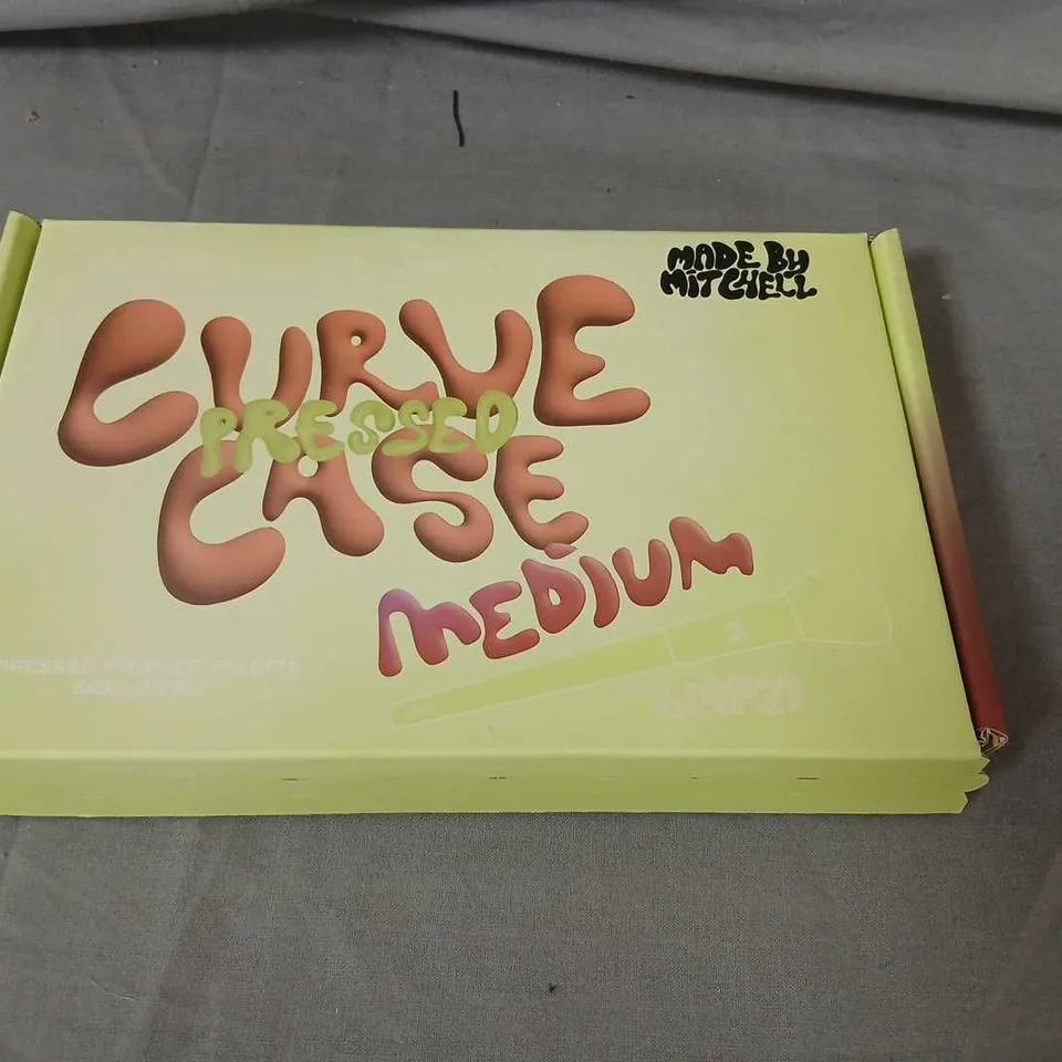 MADE BY MITCHELL PRESSED POWDER PALETTE