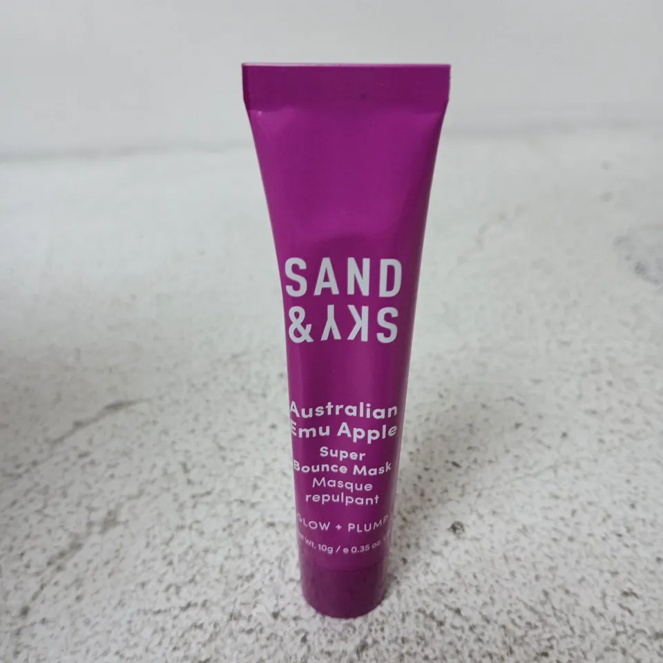 APPROXIMATELY 180 SAND & SKY AUSTRALIAN EMU APPLE SUPER BOUNCE MASK