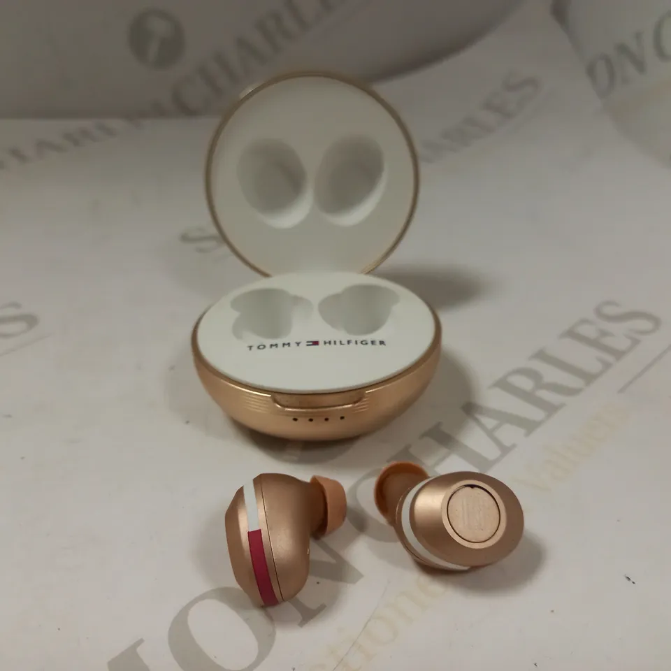 TOMMY HILFIGER WIRELESS EARBUDS METAL CASE RRP £90