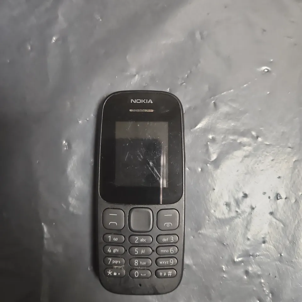 NOKIA FEATURE PHONE – BLACK WITH KEYPAD  - MODEL UNSPECIFIED