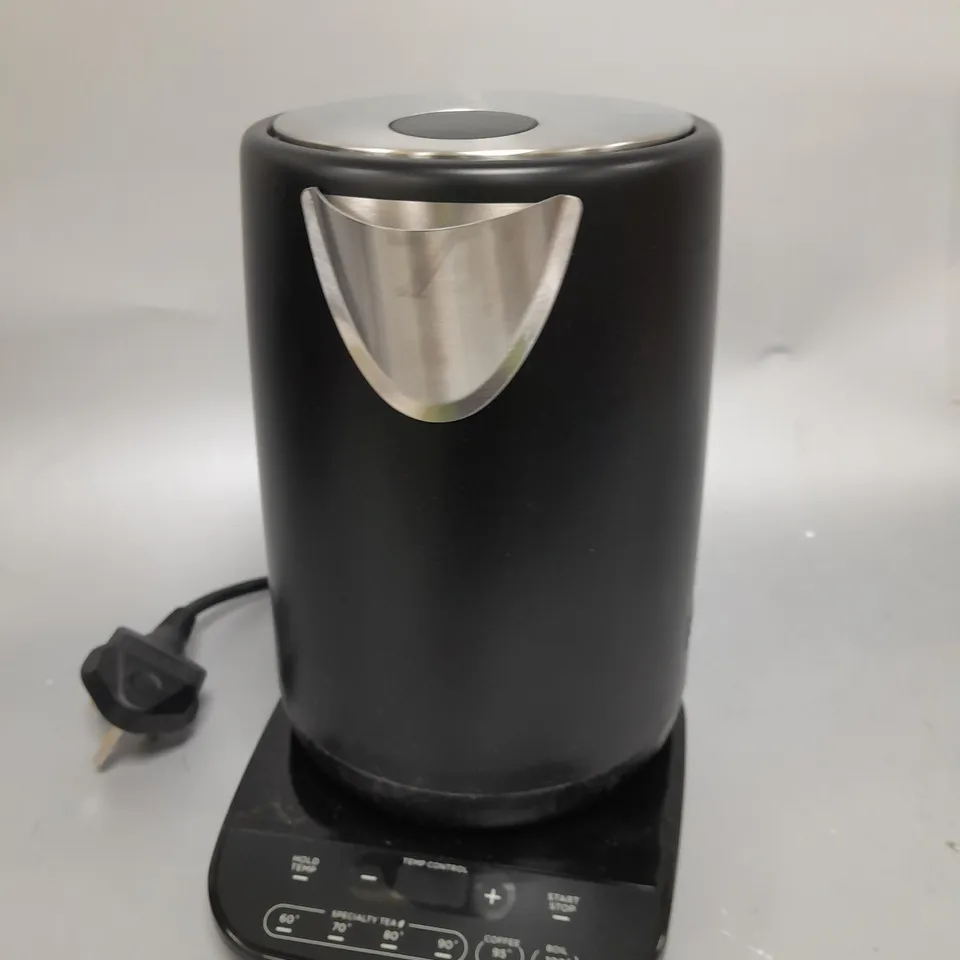 OUTLET BOXED NINJA PERFECT TEMPERATURE KETTLE KT200UK