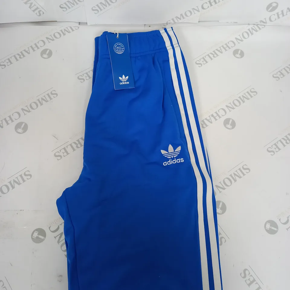 ADIDAS ORIGINAL TRACKSUIT BOTTOMS SIZE 14-15 YEARS