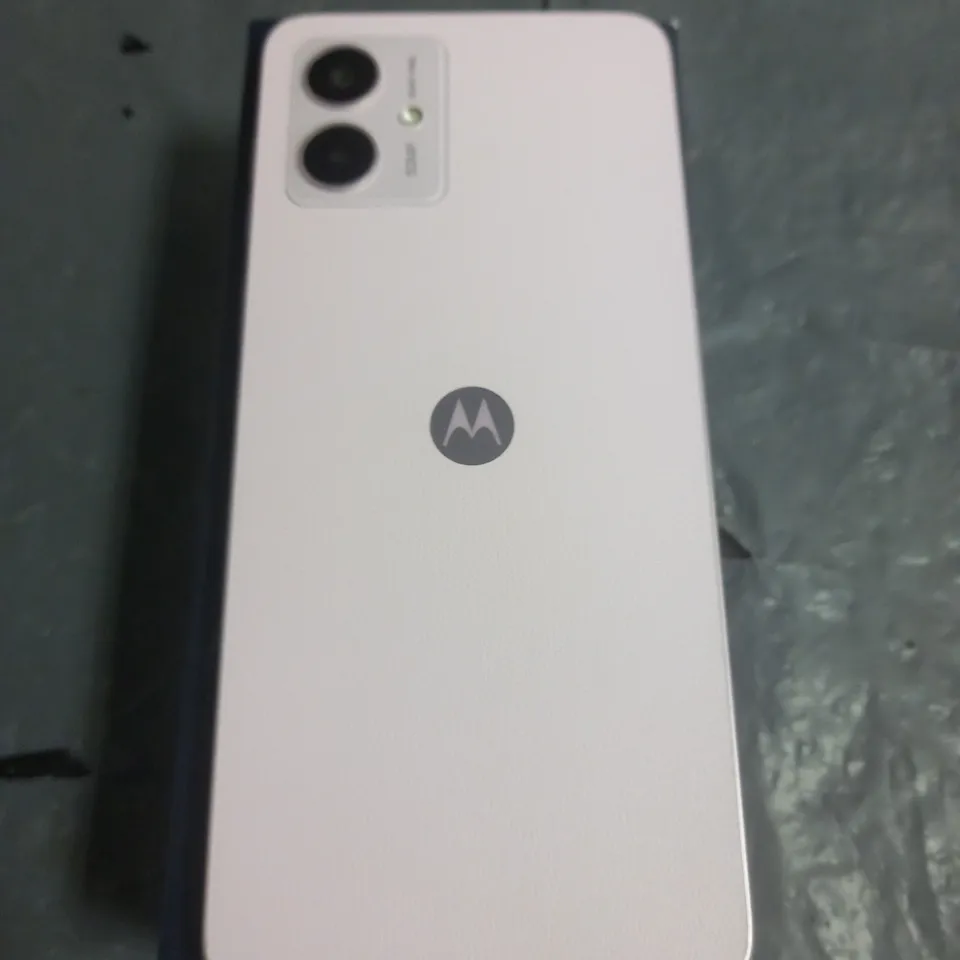 BOXED MOTO G14 MOBILE PHONE IN BLUSH PINK