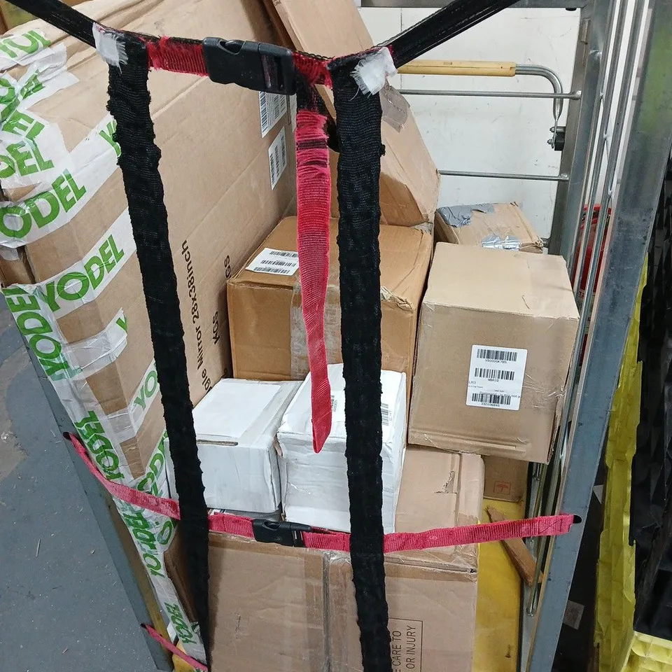 CAGE OF APPROXIMATELY 8 ASSORTED BROKEN ITEMS TO INCLUDE - SQUIGGLY MIRRO, TABLE LAMP, AND DINING SET ETC. - COLLECTION ONLY 