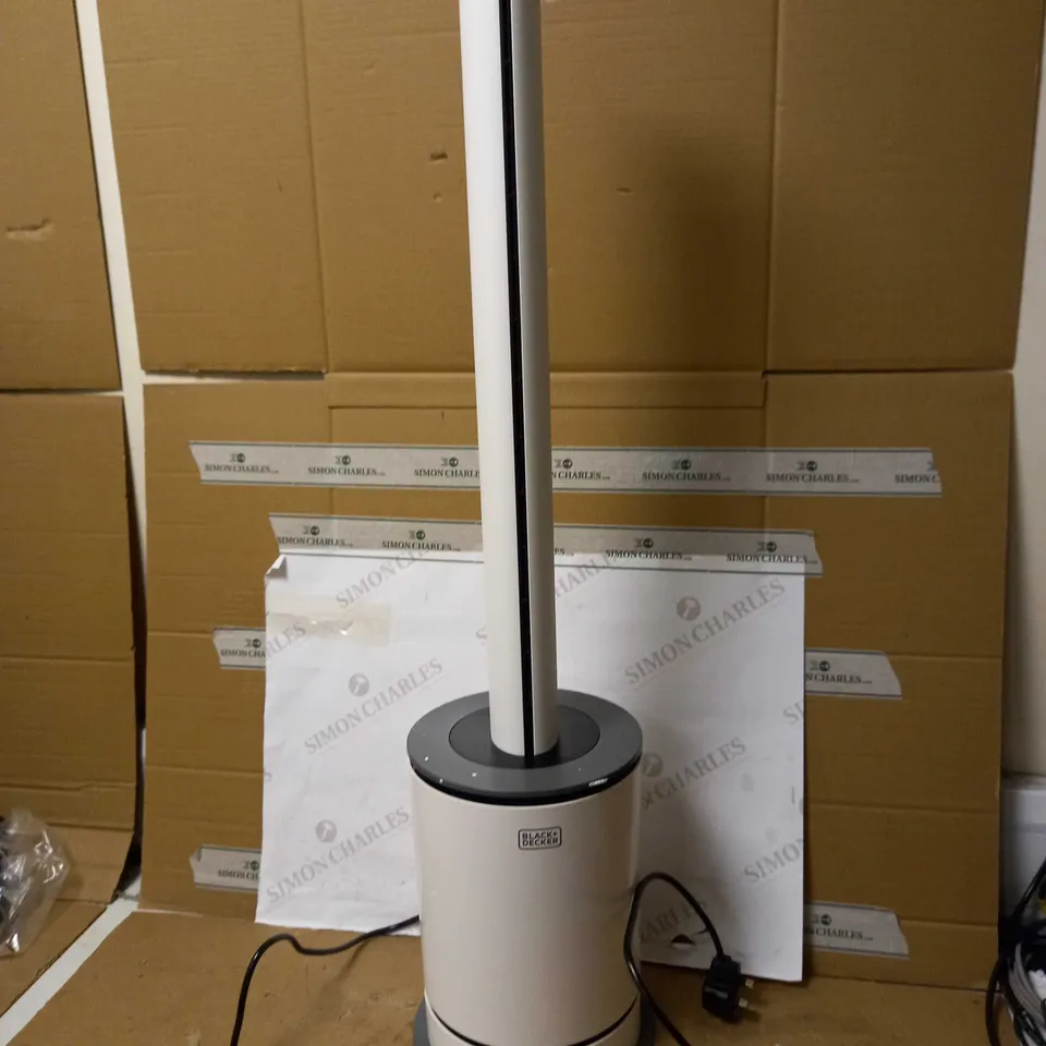 BLACK+DECKER BLADELESS AIR PURIFIER FAN AND HEATER, 40W, WHITE (BXBF80002GB)