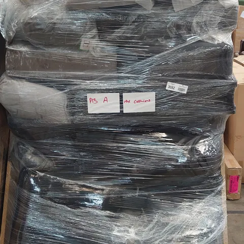 PALLET OF ASSORTED MIXED COUCH CUSHIONS