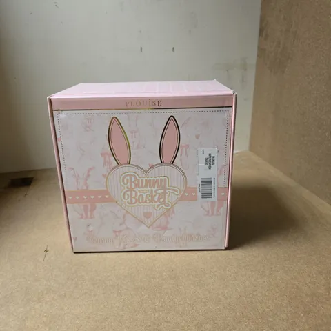 BOXED PLOUISE BUNNY BASKET COSMETIC BOX 