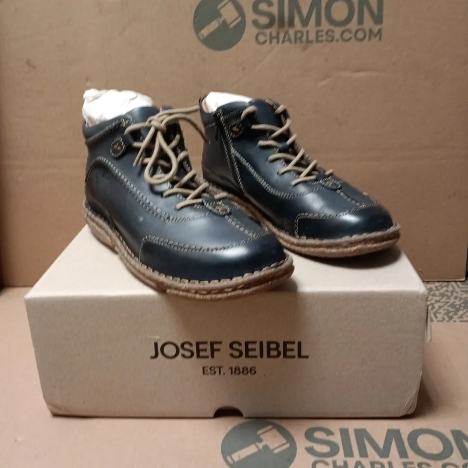 JOSEF SEIBEL NAVY LEATHER ANKLE BOOTS, EU 38 (UK 5.5)