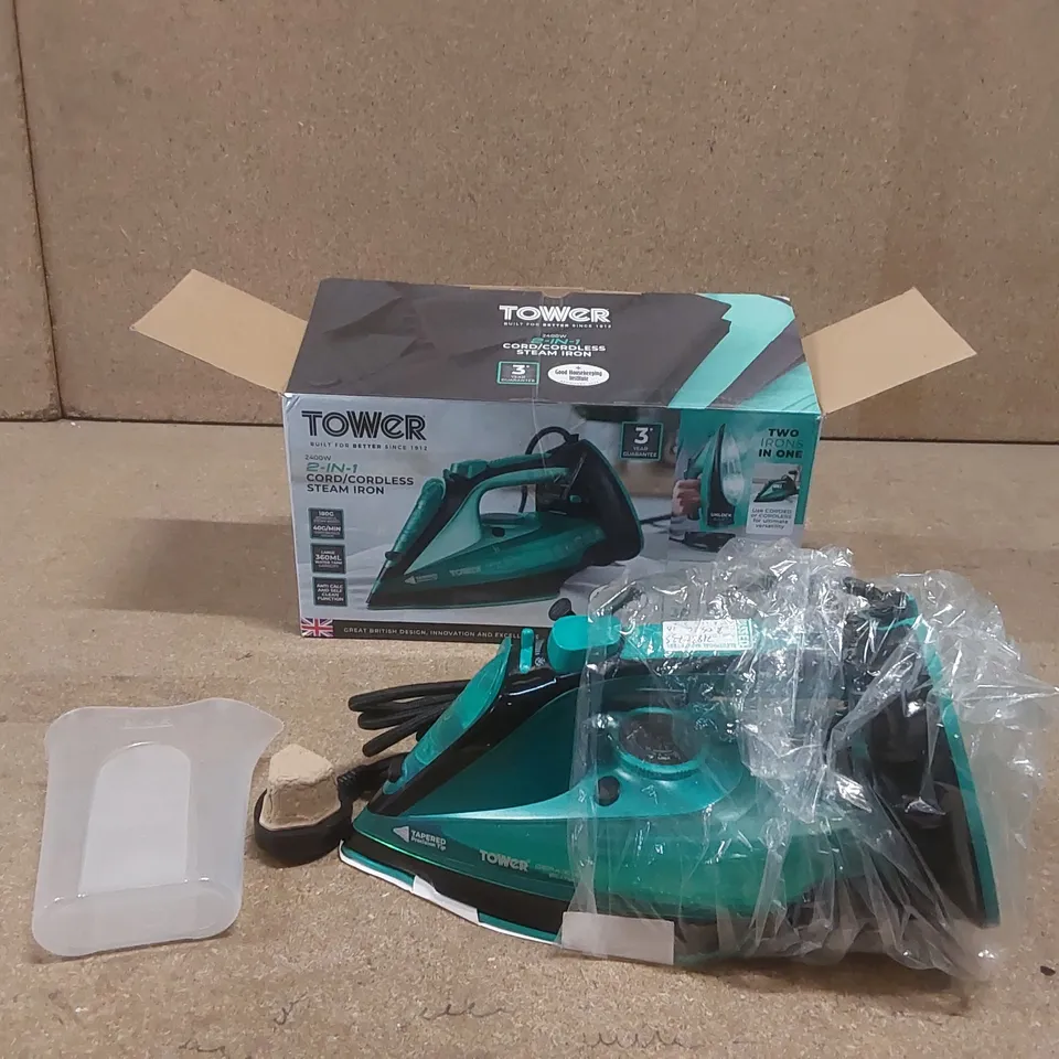 BOXED TOWER 2400W 2-IN-1 STEAM IRON
