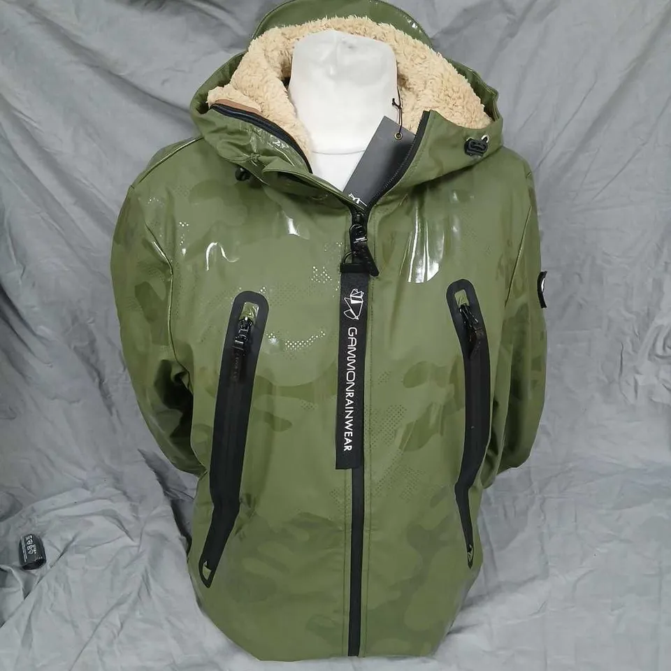 GAMMON OLIVE GREEN CAMOUFLAGE PARKA WITH FAUX SHEARLING LINING – SIZE S