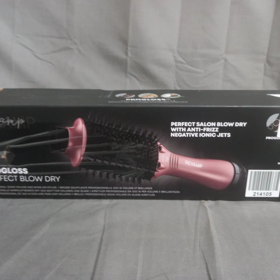 BOXED REVAMP PROGLOSS PERFECT BLOW DRY - VOLUME AND SHINE AIR STYLER 