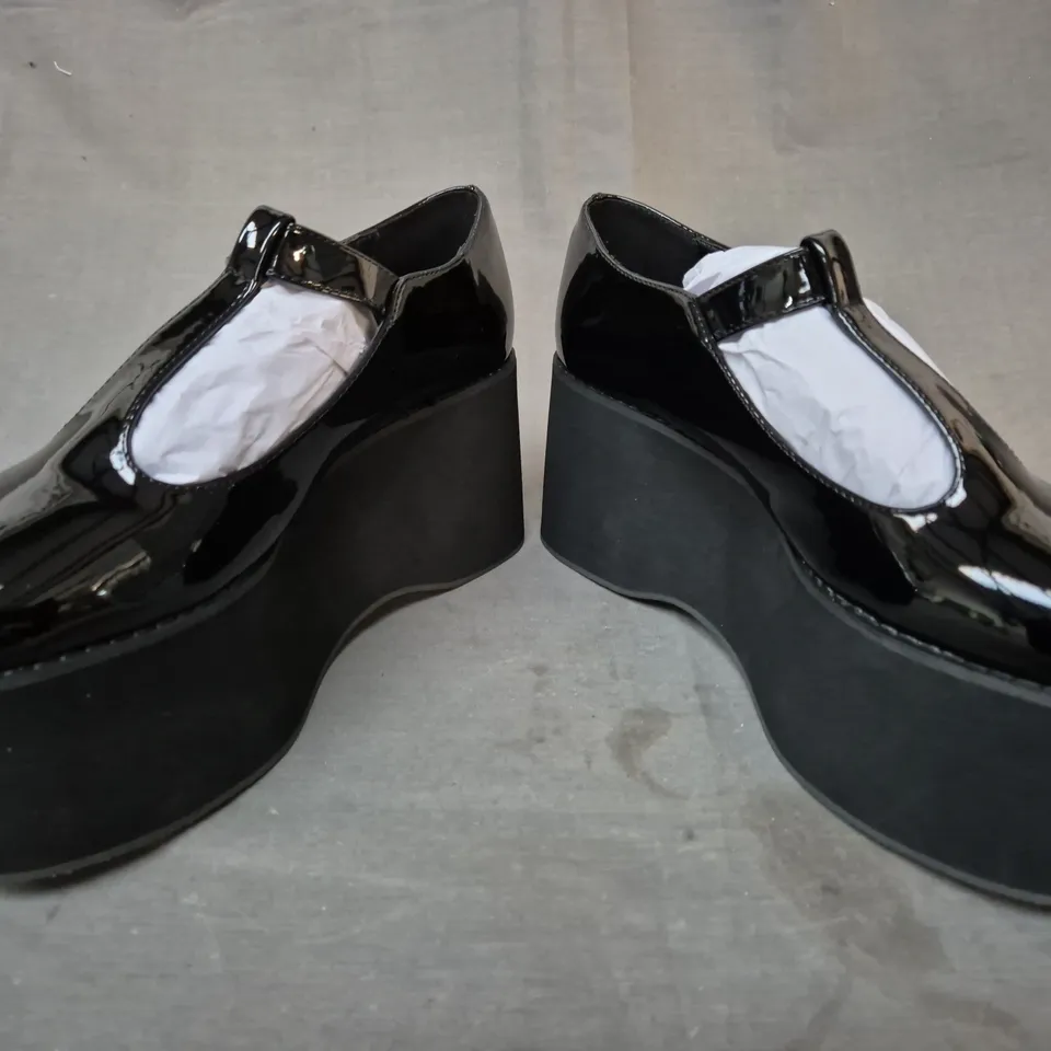 BOXED PAIR OF KOI MORENO BLACK PLATFORM MARY JANES UK SIZE 7