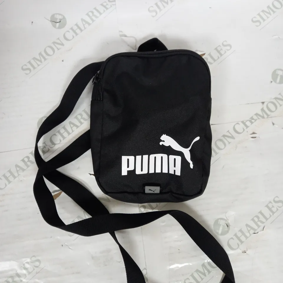 PUMA CROSSBODY POUCH IN BLACK ONE SIZE