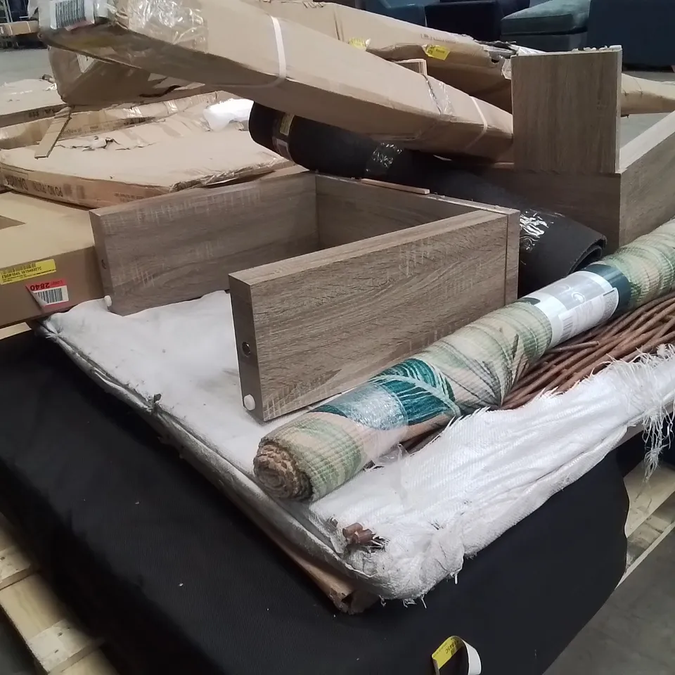 PALLET CONTAINING VARIOUS ASSORTED INCOMPLETE FURNITURE PARTS AND OTHER HOUSEHOLD ITEMS 