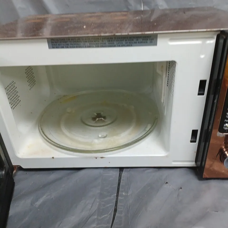 WILKO MICROWAVE OVEL 20L WITH GLASS PLATE