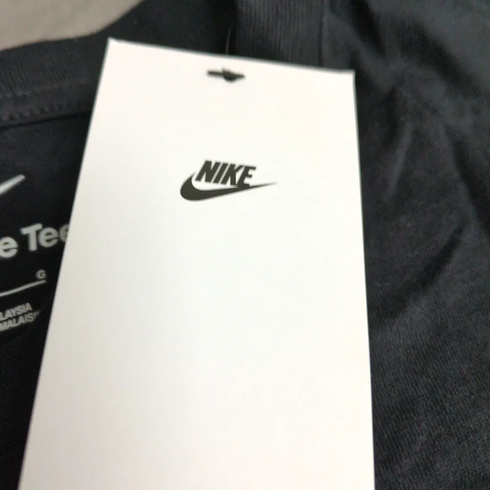 NIKE TEE – BLACK T-SHIRT, UK L