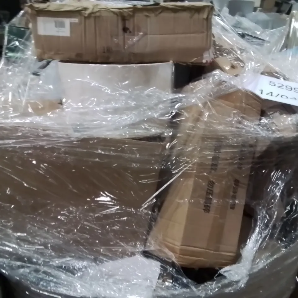 PALLET TO CONTAIN A LARGE QUANTITY OF ASSORTED LIGHT PRODUCTS TO INCLUDE,CHANDELIER,FLOOR LAMP,BEDSIDE TABLE LAMP