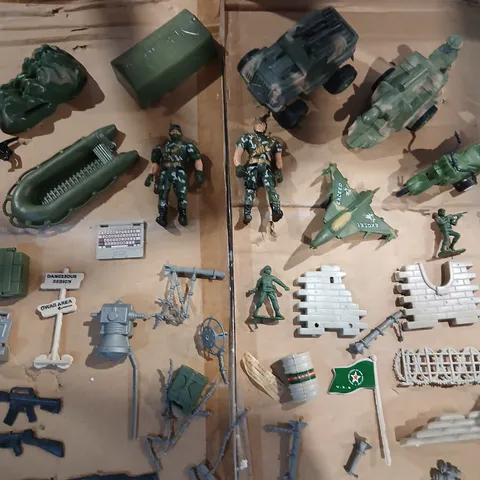 LARGE QUANTITY OF COMBAT SET ARMY FIGURES
