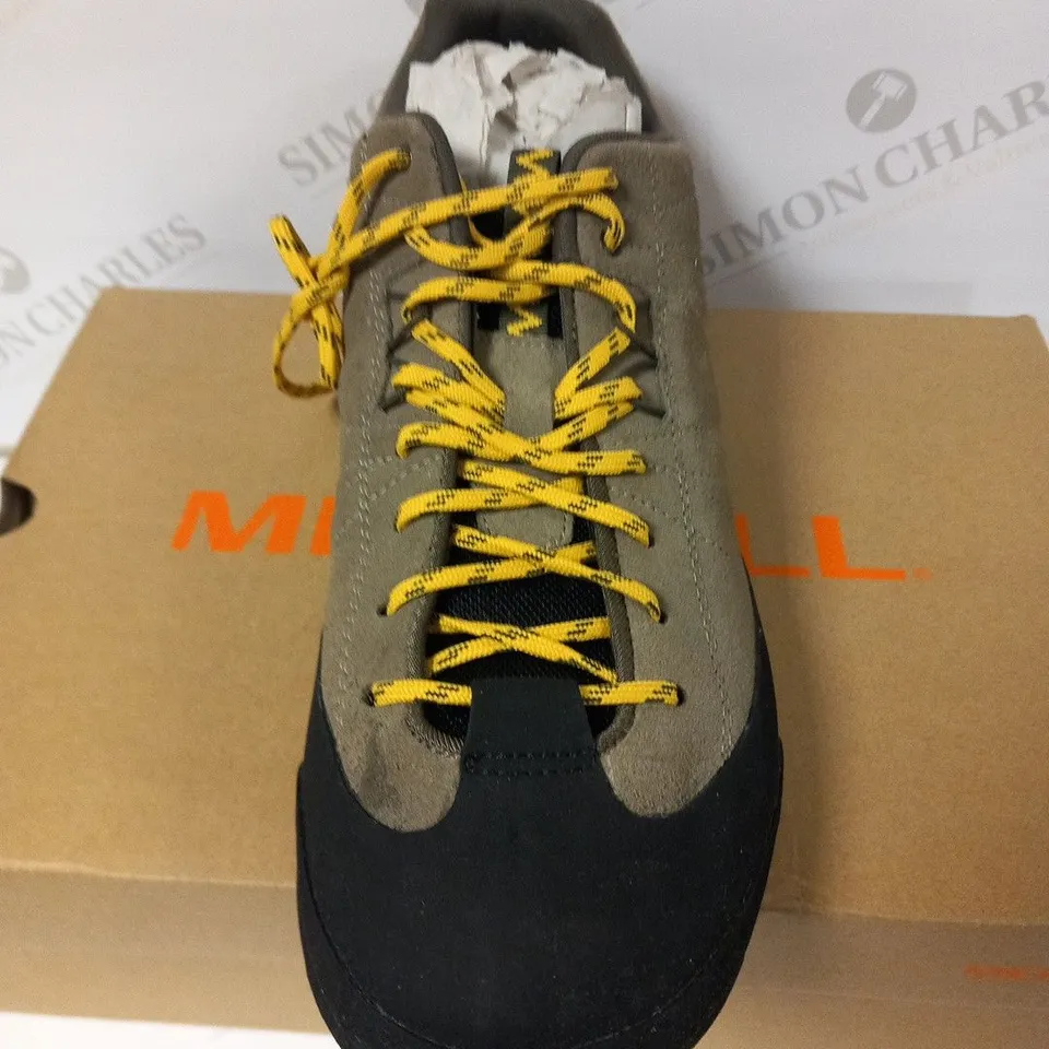BOXED MERRELL CATALYST SUEDE BRINDLE SIZE 14