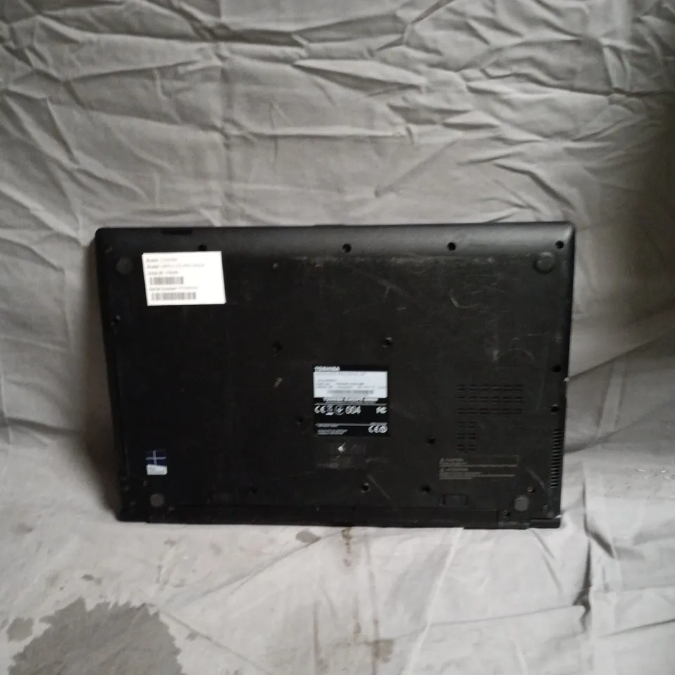 TOSHIBA SATELLITE PRO R50-B LAPTOP