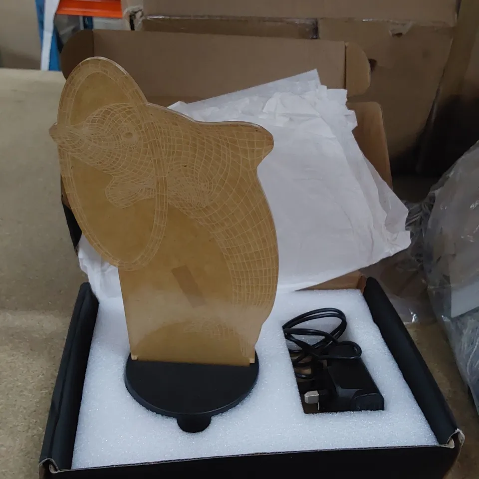 DESIGNER AQUARIUS COLOUR CHANGING 3D DOLPHIN LED LAMP