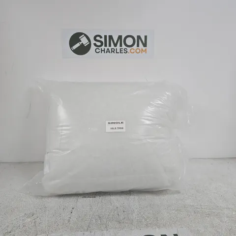 SINGLE DUVET INSERT 10.5 TOG – WHITE, IN PLASTIC