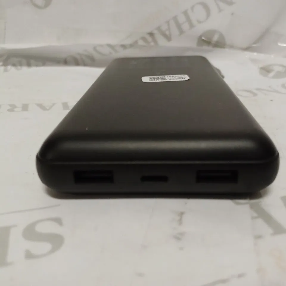 BELKIN POWER BANK USB + TYPE C