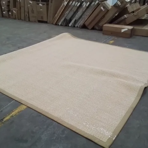 QUALITY DESIGNER AREA RUG - APPROXIMATELY 230X230CM