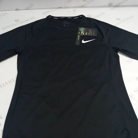NIKE PRO BLACK MENS T-SHIRT - TIGHT FIT XL