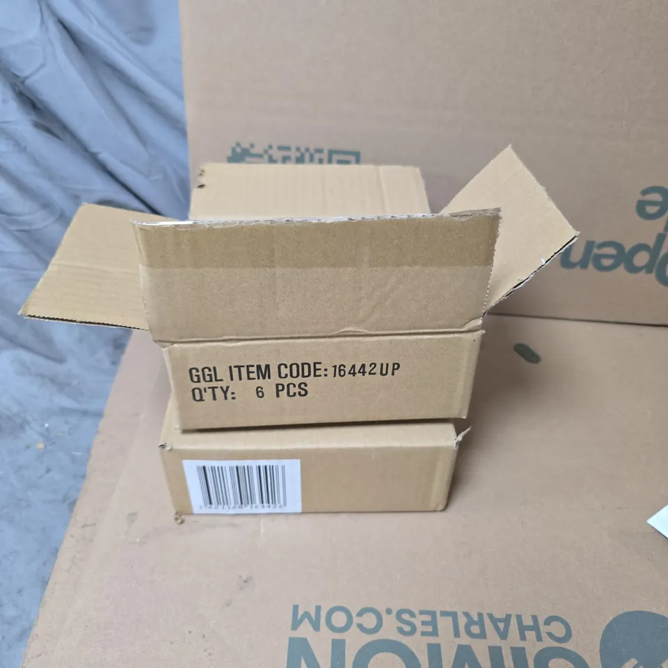 2 BOXES OF ASSORTED GISELA GRAHAM SMALL DECORATIONS 