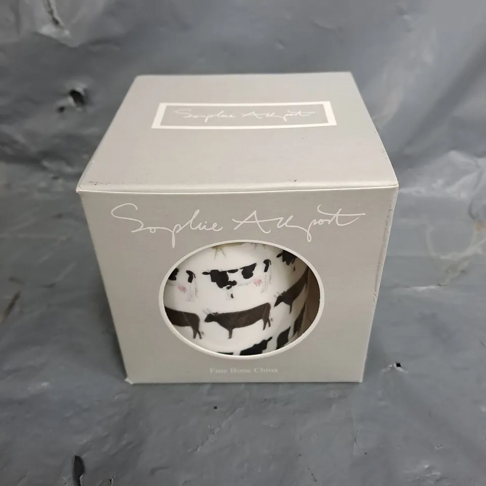 SOPHIE ALLPORT COW DESIGN MUG 