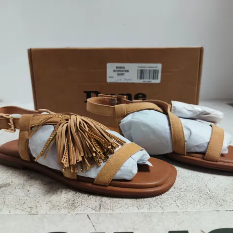 BOXED PAIR OF DUNE LONDON POM TASSLE SANDALS IN TAN SUEDE SIZE 3