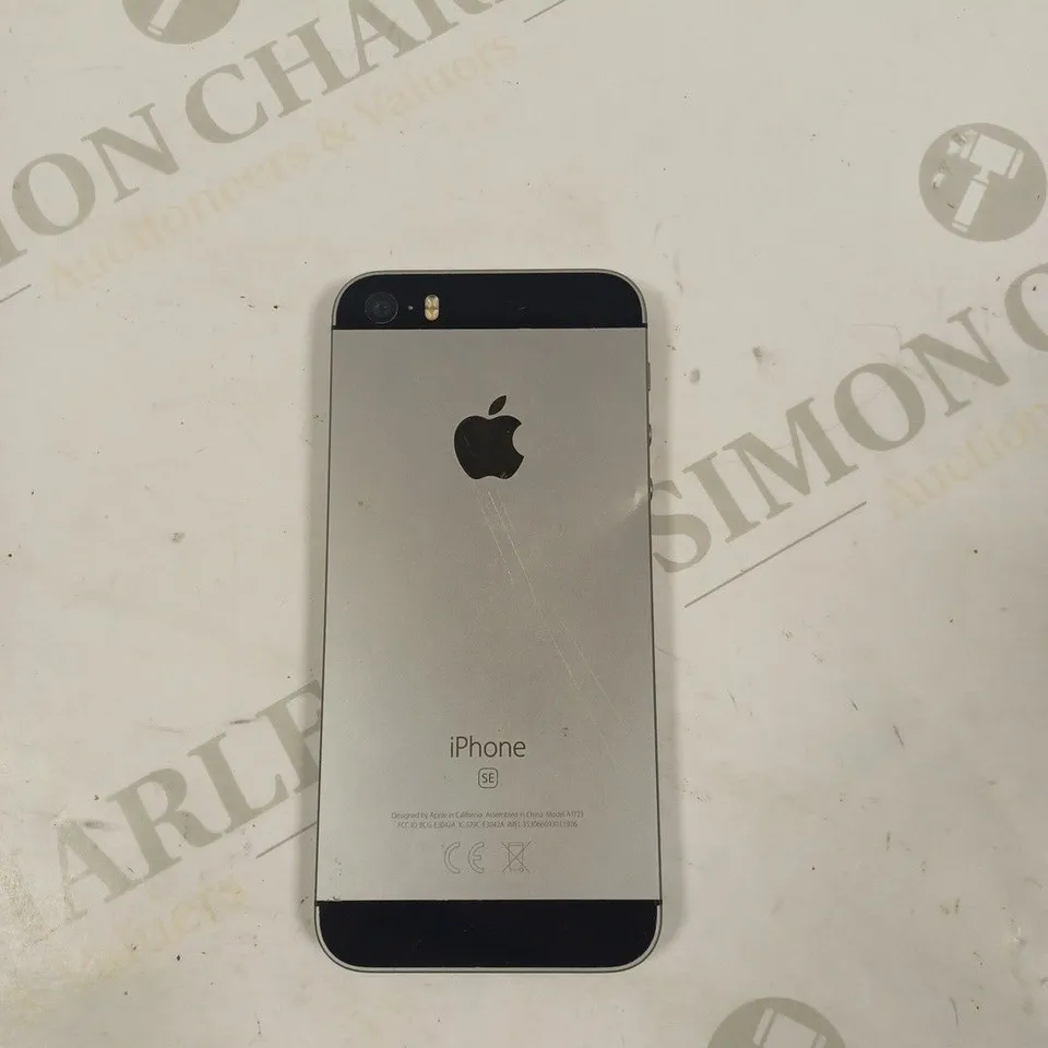 APPLE IPHONE SE SMARTPHONE 