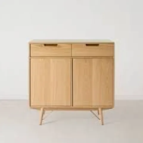 BOXED SWYFT SIDEBOARD 02 - OAK