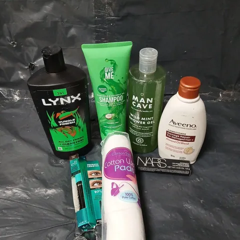 APPROXIMATEY 20 ASSORTED HEALTH AND BEAUTY PRODUCTS TO INCLUDE AVEENO CONDITIONER, LYNX 3-IN-1 BODY WASH AND MAN CAVE SHOWER GEL