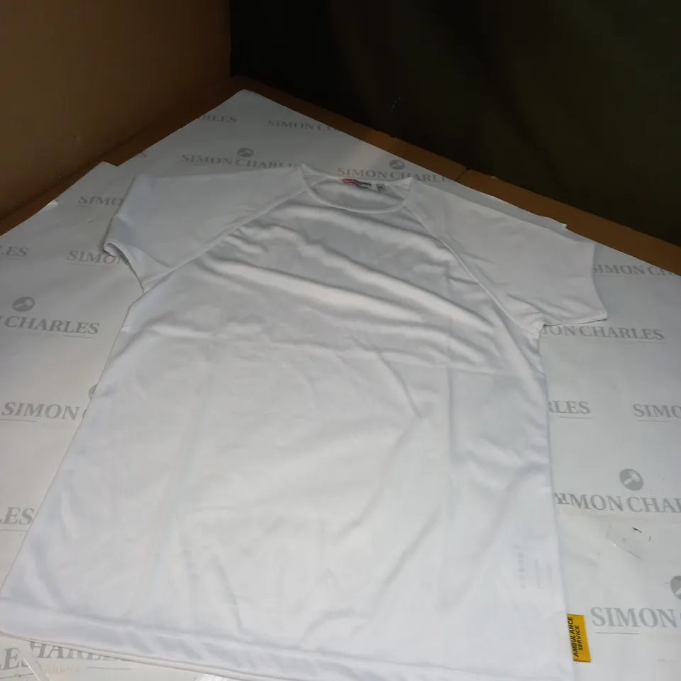 MEDIUM WHITE TRAINING TOP 